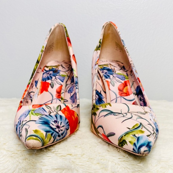 Aldo Floral Fabric Heels - Picture 7 of 16